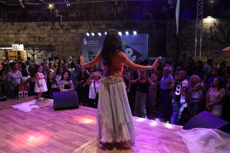 Byblos en Blanc et Rose